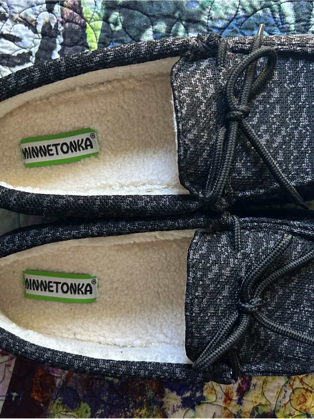 Minnetonka Women's Black Heathered Sherpa Lined Slip-On Moccasins